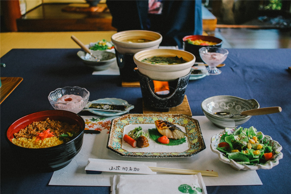 整木定制餐廳設(shè)計，感受有顏有味的生活藝術(shù)(圖1)